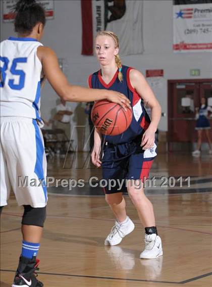 Thumbnail 3 in Brookside Christian vs Turlock Christian (CIF SJS D5 Semifinals) photogallery.