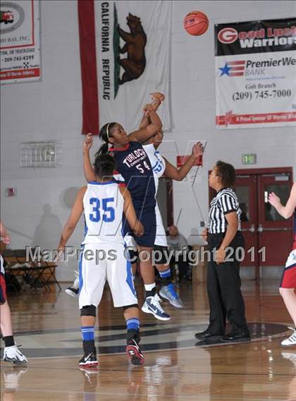 Thumbnail 1 in Brookside Christian vs Turlock Christian (CIF SJS D5 Semifinals) photogallery.