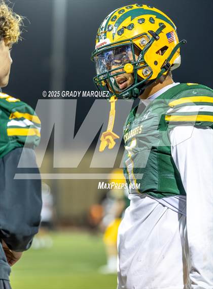 Thumbnail 3 in Edison vs. Huntington Beach (CIF SS Division 3 Round 1) photogallery.
