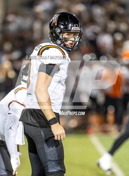 Thumbnail 3 in Edison vs. Huntington Beach (CIF SS Division 3 Round 1) photogallery.