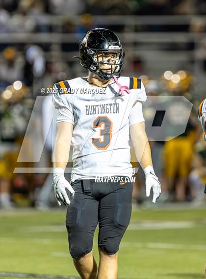 Thumbnail 2 in Edison vs. Huntington Beach (CIF SS Division 3 Round 1) photogallery.