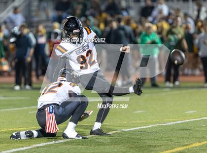 Thumbnail 3 in Edison vs. Huntington Beach (CIF SS Division 3 Round 1) photogallery.
