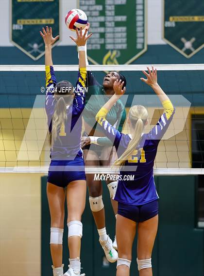 Thumbnail 3 in Pine @ Boca Raton Christian (FHSAA 1A District 14 Regional Semifinal) photogallery.