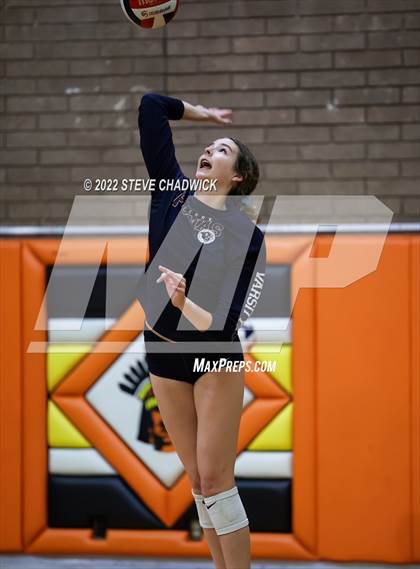 Thumbnail 2 in Perry at Corona del Sol (AIA 6A Semifinals) photogallery.