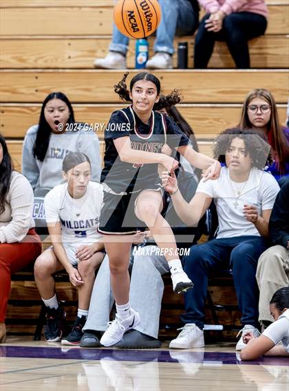 Thumbnail 2 in Whitney @ Franklin (Foundation Game) photogallery.