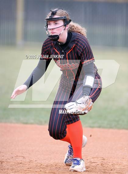 Thumbnail 1 in Idaho Falls vs. Skyview (Win The Pitch Tournament) photogallery.