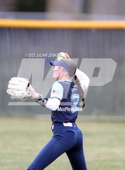 Thumbnail 2 in Idaho Falls vs. Skyview (Win The Pitch Tournament) photogallery.