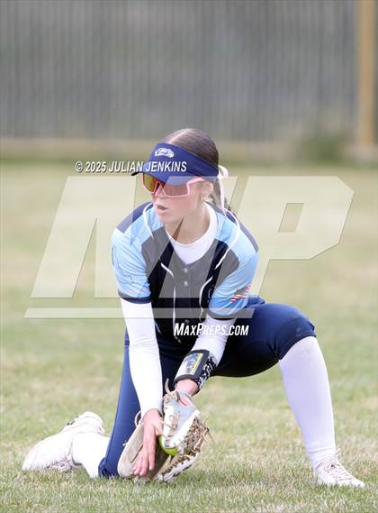 Thumbnail 2 in Idaho Falls vs. Skyview (Win The Pitch Tournament) photogallery.