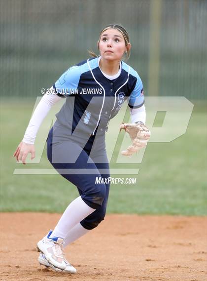 Thumbnail 3 in Idaho Falls vs. Skyview (Win The Pitch Tournament) photogallery.