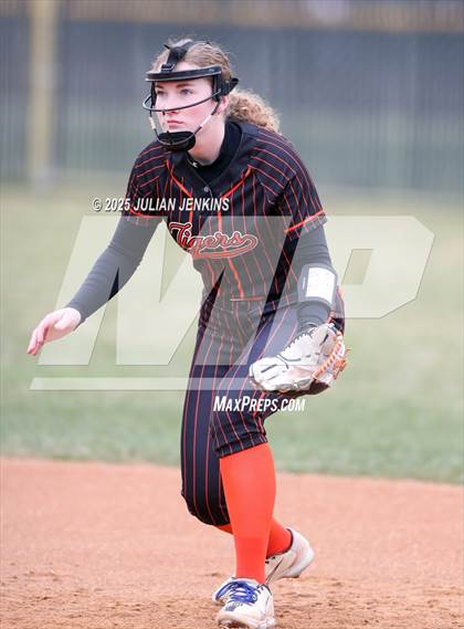 Thumbnail 3 in Idaho Falls vs. Skyview (Win The Pitch Tournament) photogallery.