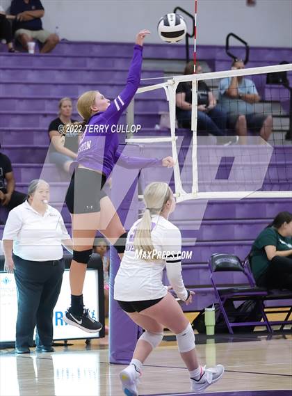 Thumbnail 2 in Clearfield @ Riverton photogallery.