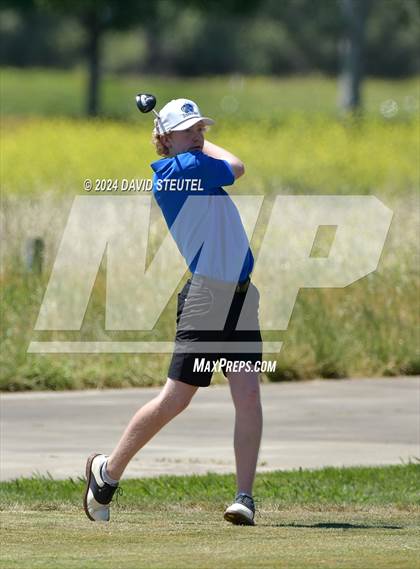 Thumbnail 2 in CIF SJS Boys Masters Golf Championship photogallery.