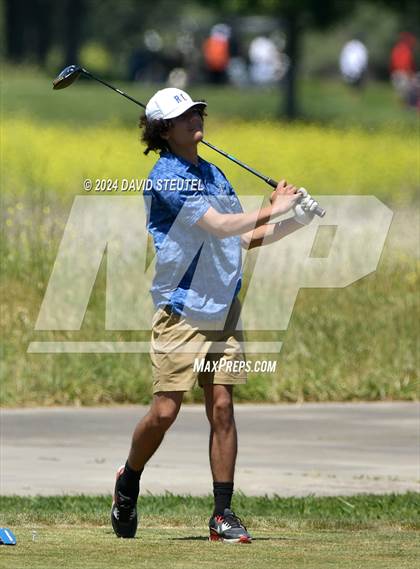 Thumbnail 1 in CIF SJS Boys Masters Golf Championship photogallery.