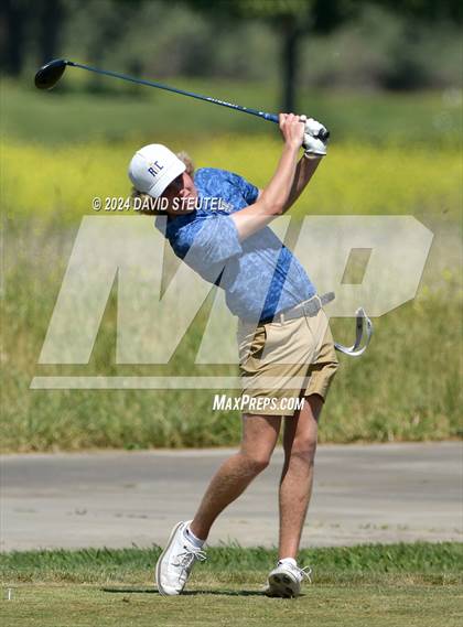 Thumbnail 2 in CIF SJS Boys Masters Golf Championship photogallery.