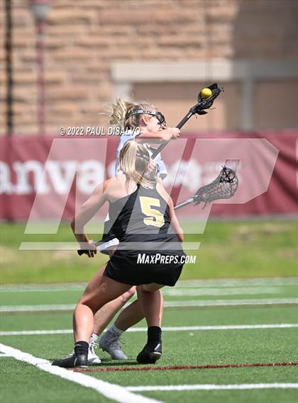 Thumbnail 2 in Green Mountain vs. Thompson Valley (CHSAA 4A State Final) photogallery.