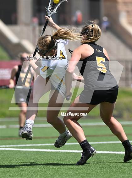 Thumbnail 1 in Green Mountain vs. Thompson Valley (CHSAA 4A State Final) photogallery.