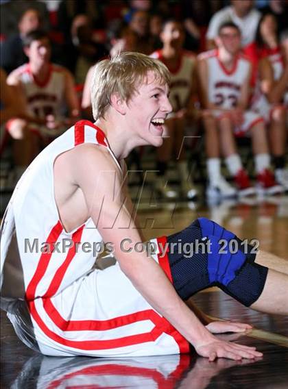 Thumbnail 3 in Loyola vs. Harvard-Westlake photogallery.