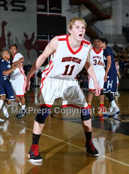 Thumbnail 3 in Loyola vs. Harvard-Westlake photogallery.
