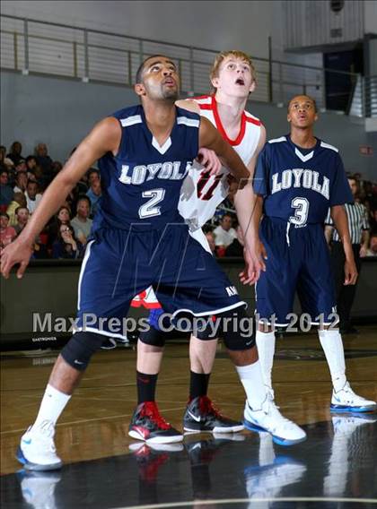 Thumbnail 2 in Loyola vs. Harvard-Westlake photogallery.