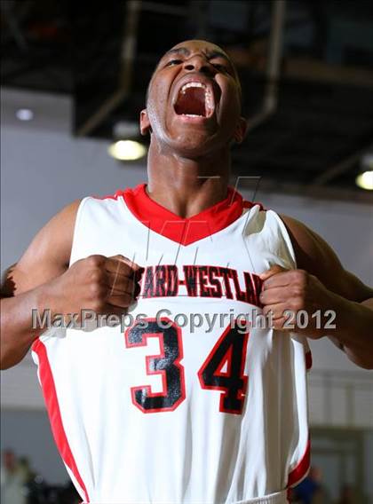 Thumbnail 3 in Loyola vs. Harvard-Westlake photogallery.