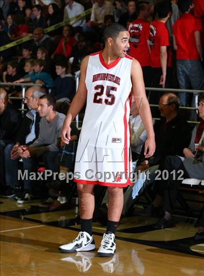 Thumbnail 1 in Loyola vs. Harvard-Westlake photogallery.