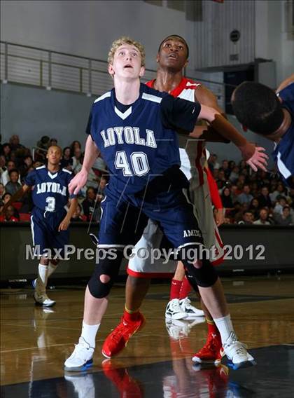 Thumbnail 1 in Loyola vs. Harvard-Westlake photogallery.