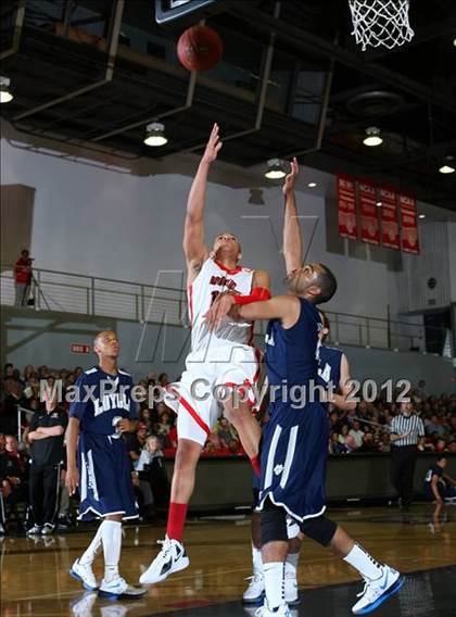 Thumbnail 3 in Loyola vs. Harvard-Westlake photogallery.