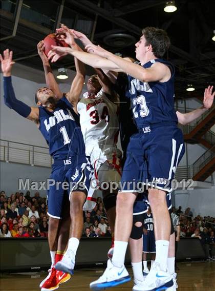 Thumbnail 3 in Loyola vs. Harvard-Westlake photogallery.
