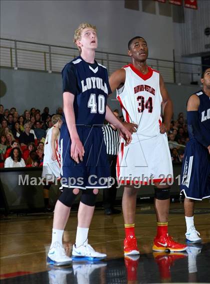 Thumbnail 2 in Loyola vs. Harvard-Westlake photogallery.