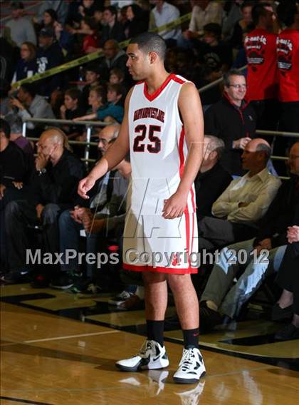 Thumbnail 3 in Loyola vs. Harvard-Westlake photogallery.
