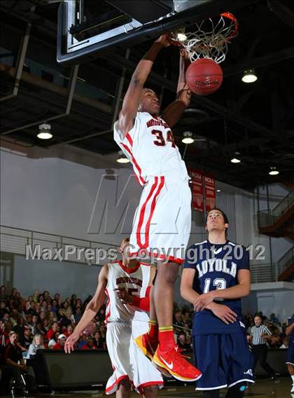 Thumbnail 2 in Loyola vs. Harvard-Westlake photogallery.
