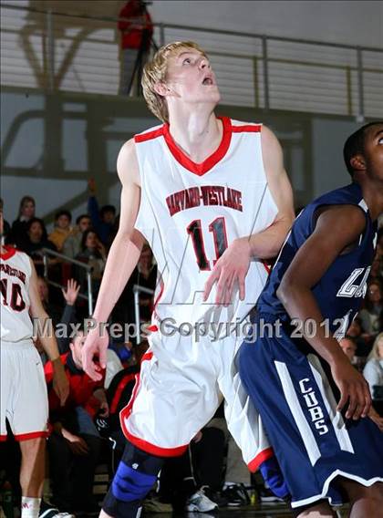 Thumbnail 1 in Loyola vs. Harvard-Westlake photogallery.