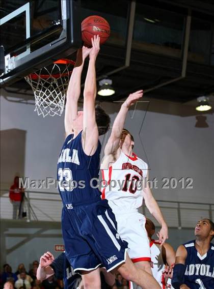 Thumbnail 1 in Loyola vs. Harvard-Westlake photogallery.