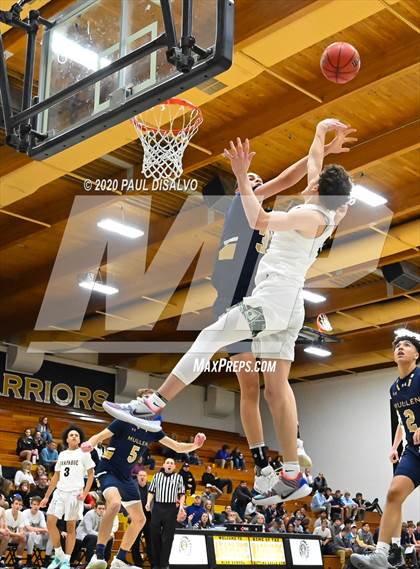 Thumbnail 3 in Mullen @ Arapahoe photogallery.