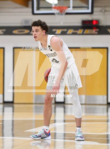 Thumbnail 3 in Mullen @ Arapahoe photogallery.