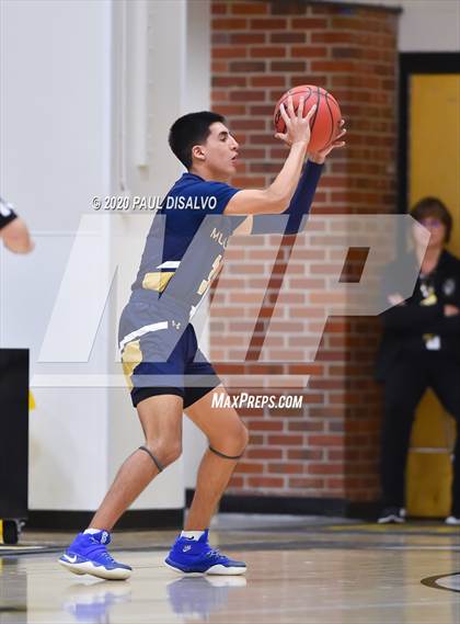 Thumbnail 2 in Mullen @ Arapahoe photogallery.