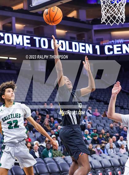 Thumbnail 3 in Rio Americano vs. Granite Bay (@ Golden 1 Center) photogallery.