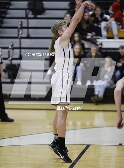 Thumbnail 1 in Circleville vs Amanda-Clearcreek  photogallery.