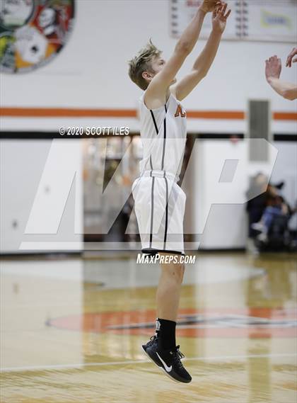 Thumbnail 2 in Circleville vs Amanda-Clearcreek  photogallery.