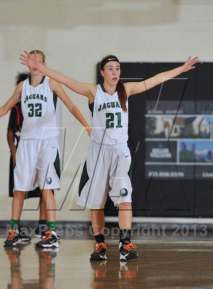 Thumbnail 1 in D'Evelyn vs. Denver Science & Tech Stapleton (Grandview Invitational) photogallery.