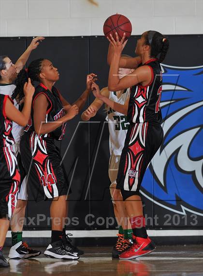 Thumbnail 3 in D'Evelyn vs. Denver Science & Tech Stapleton (Grandview Invitational) photogallery.