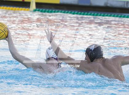 Thumbnail 2 in La Jolla vs. Santana (CIF SoCal Regional D2 Semifinal) photogallery.