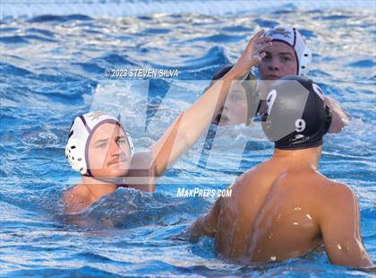 Thumbnail 2 in La Jolla vs. Santana (CIF SoCal Regional D2 Semifinal) photogallery.