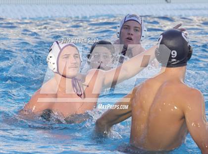 Thumbnail 3 in La Jolla vs. Santana (CIF SoCal Regional D2 Semifinal) photogallery.