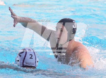Thumbnail 2 in La Jolla vs. Santana (CIF SoCal Regional D2 Semifinal) photogallery.