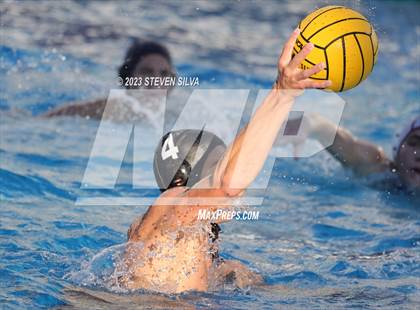 Thumbnail 3 in La Jolla vs. Santana (CIF SoCal Regional D2 Semifinal) photogallery.