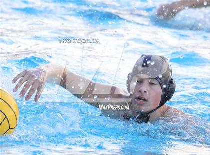 Thumbnail 3 in La Jolla vs. Santana (CIF SoCal Regional D2 Semifinal) photogallery.