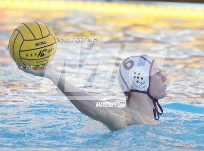Thumbnail 2 in La Jolla vs. Santana (CIF SoCal Regional D2 Semifinal) photogallery.