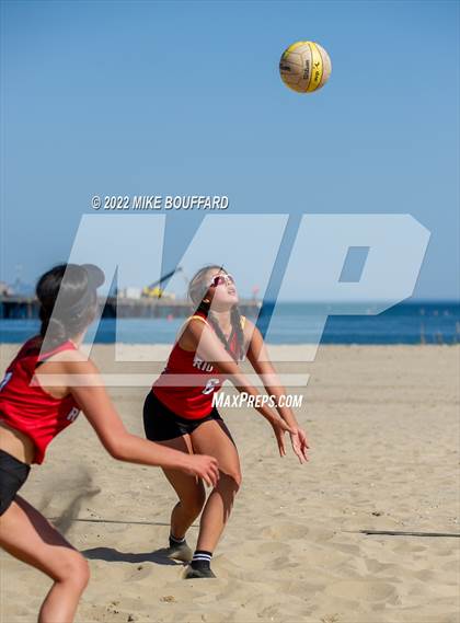 Thumbnail 3 in Rio Mesa @ Santa Barbara photogallery.