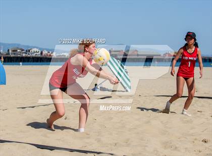 Thumbnail 3 in Rio Mesa @ Santa Barbara photogallery.